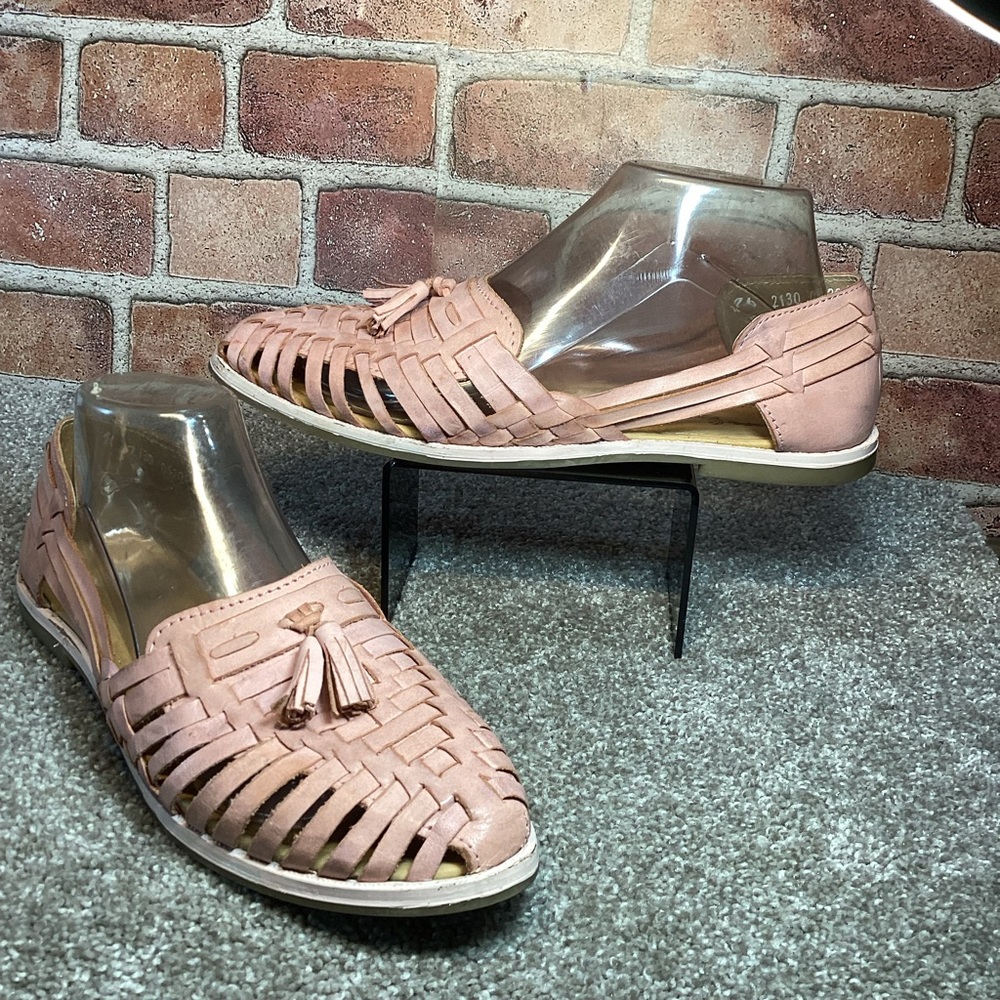 Agave Girl Womens Pink Huarache sandals size 9.5